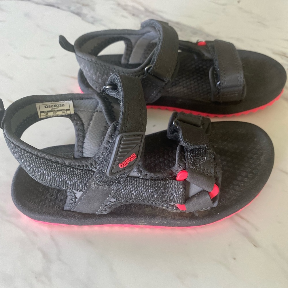 Little kid size 10 sandals